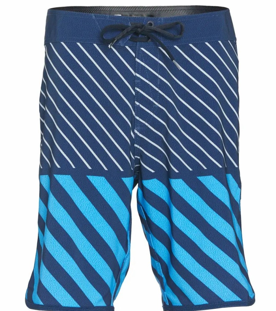 * Volcom Men'S Mod Quarta Scallop 19 Board Shorts | Men'S